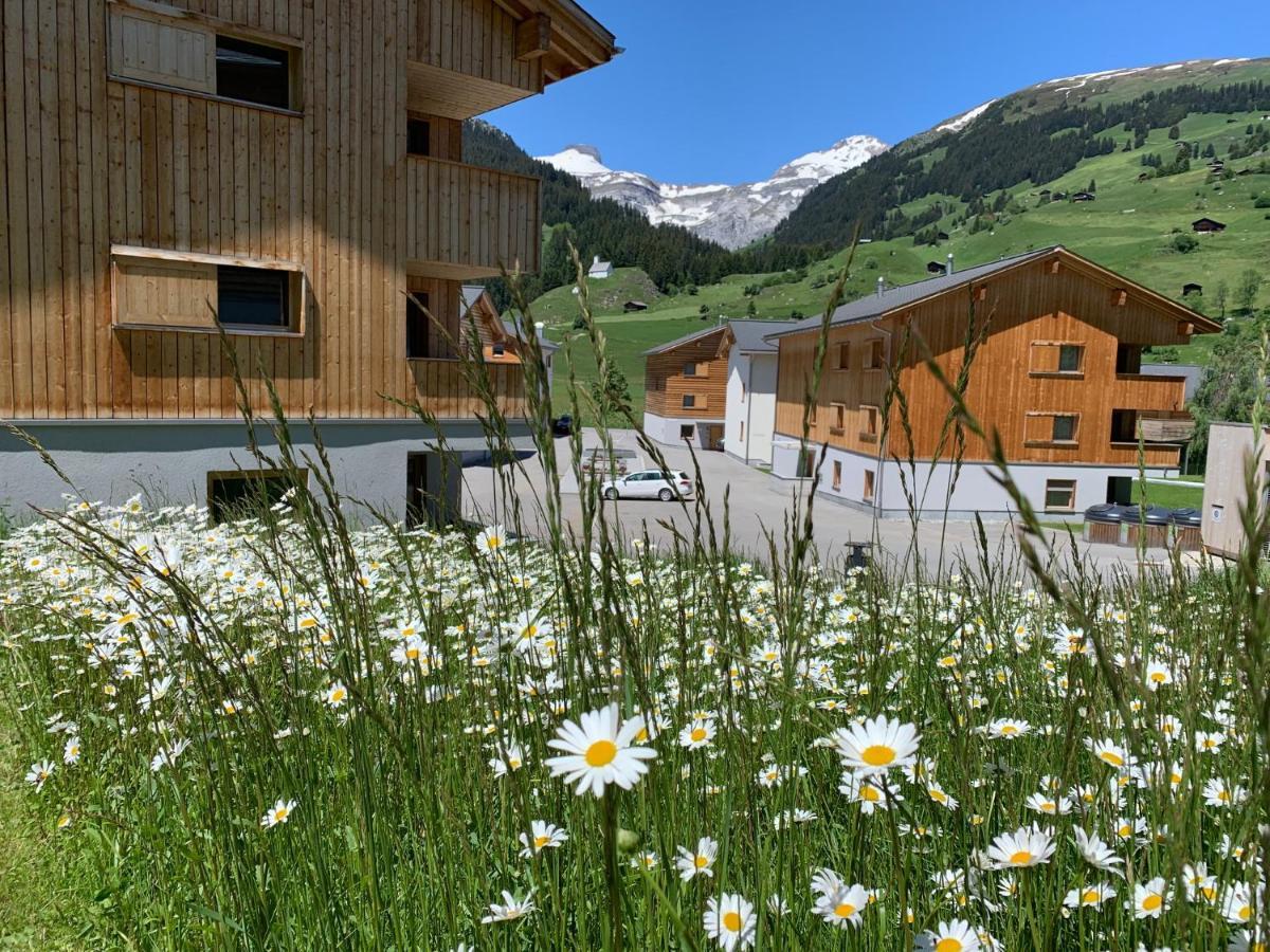 Pradas Resort Brigels Breil/Brigels Exterior photo